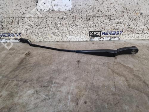 Used Front windshield wiper arm Front windshield wiper arm 37535536 37535536