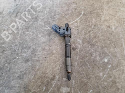 Used Injector Injector VOLVO V40 Hatchback (525) D2 (120 hp) 35975298 35975298