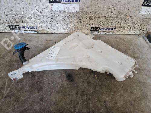 Used Windscreen washer tank Windscreen washer tank BMW 3 Touring (F31) 318 d (150 hp) 36410453 36410453