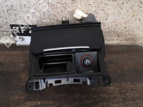 other-audi-a5-sportback-8ta-20-tdi-quattro-aschenbecher-8k0857951c-2007-2008-2009-2010-2011-2012-2013-2014-2015-2016-2017-22288533 main image