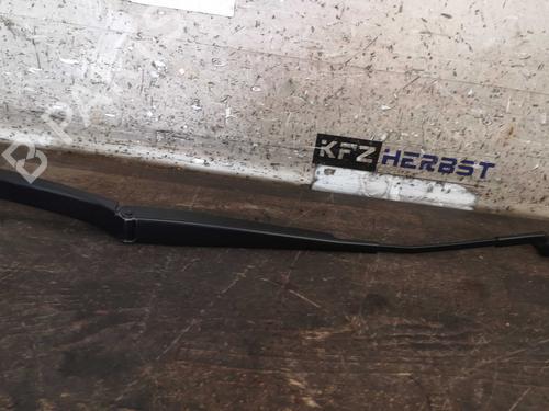 Used Front windshield wiper arm SKODA SUPERB III Estate (3V5) 2.0 TDI (150 hp) 22290714