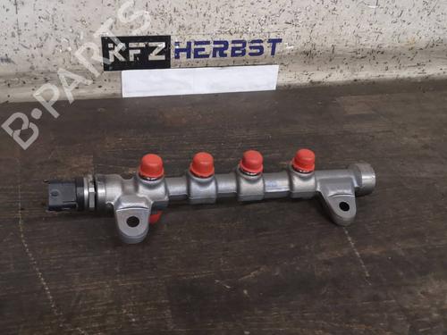 Used Injection rail FIAT DOBLO Cargo (263_) 1.6 D Multijet (263WXD1B, 263WXR1B, 263WXX1B, 263ZXD1B,... (105 hp) 19947436
