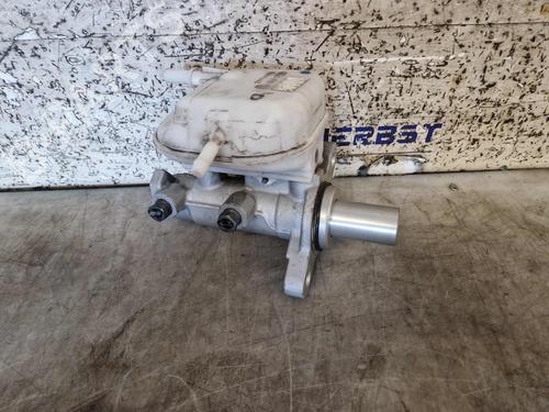 Used Brake master cylinder Brake master cylinder 37634887 37634887
