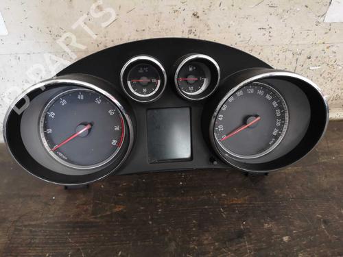 Used Instrument cluster OPEL INSIGNIA A (G09) 1.8 (68) (140 hp) 22278046