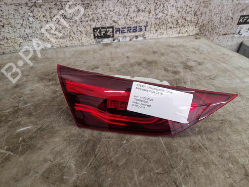 Farolim esquerdo Farolim esquerdo MERCEDES-BENZ CLA Shooting Brake (X118) CLA 180 d (118.610) (116 hp) 33246030 33246030