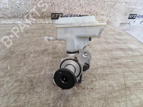 Brake master cylinder SKODA OCTAVIA III Combi (5E5, 5E6) 2.0 TDI RS | BP25449610M77 