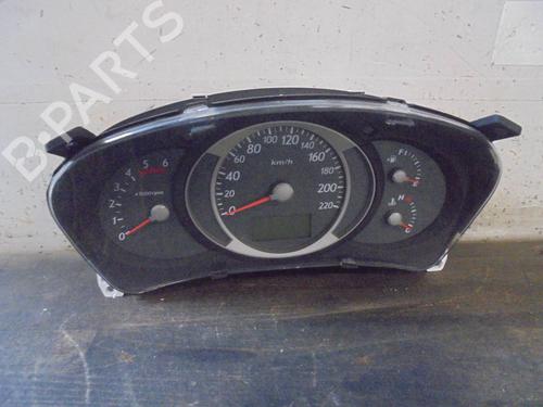 Used Instrument cluster HYUNDAI TUCSON (JM) 2.0 CRDi All-wheel Drive (113 hp) 12869914