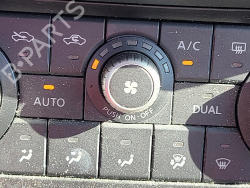 Used Climate control Climate control NISSAN QASHQAI I (J10, NJ10) 2.0 dCi All-wheel Drive (150 hp) 40117944 40117944