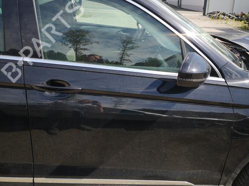Porta anteriore destra Porta anteriore destra VW TIGUAN (AD1, AX1) 2.0 TDI 4motion (190 hp) 35975376 35975376