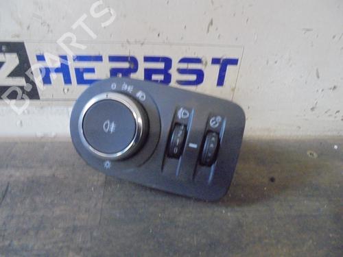 Used Headlight switch OPEL MERIVA B MPV (S10) 1.3 CDTI (75) (95 hp) 12868221