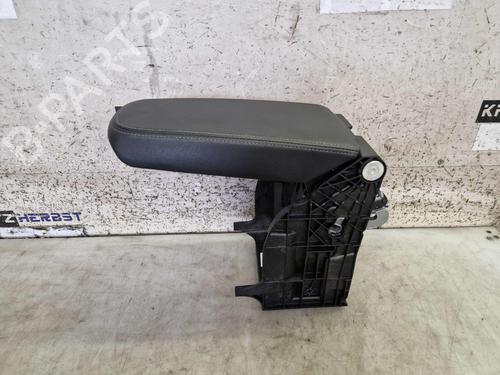 Accoudoir central SKODA OCTAVIA IV Combi (NX5, PV5) 2.0 TDi (150 hp) 29527671