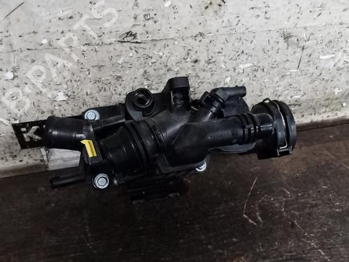 Used Thermostat housing PEUGEOT 308 III (FB_, FH_, FP_, F3_, FM_) BlueHDi 130 (FBYHZL, FBYHZT) (131 hp) 23090710