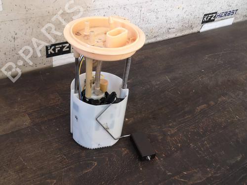 Used Fuel pump VW GOLF VI (5K1) 1.6 TDI (105 hp) 20091704
