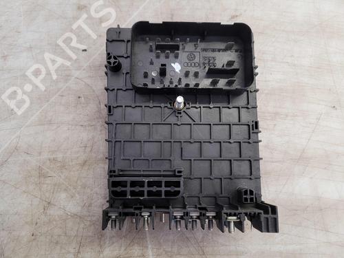 Fuse box VW SHARAN (7N1, 7N2) 1.4 TSI | BP24950410E1 