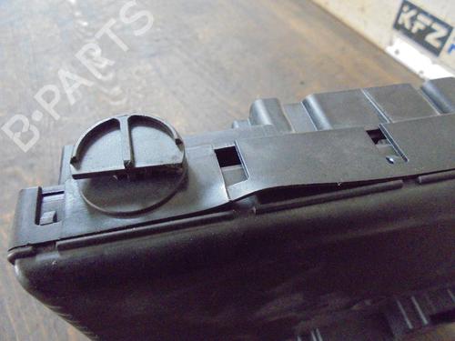 Fuse box VOLVO V70 II (285) 2.4 | BP12888677E1 