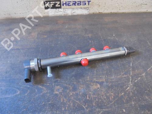 Used Injection rail MERCEDES-BENZ C-CLASS T-Model (S205) C 200 d (205.201) (160 hp) 13069029
