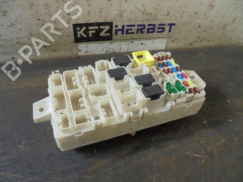 Used Fuse box MITSUBISHI MIRAGE / SPACE STAR VI Hatchback (A0_A) 1.0 (A05A) (71 hp) 12888065