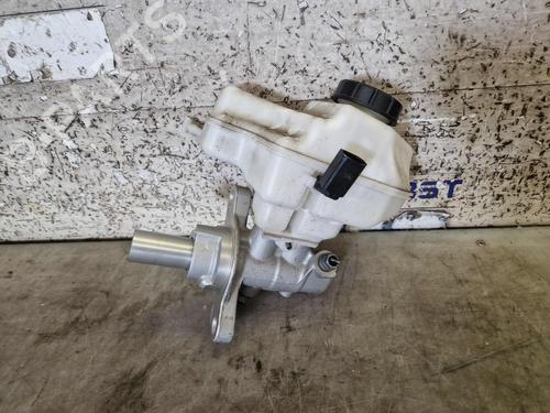 Used Brake master cylinder Brake master cylinder 37797099 37797099