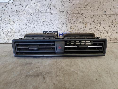 Used Air vent SEAT IBIZA V (KJ1, KJG) 1.0 TSI (95 hp) 26649026
