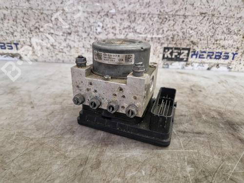 Used ABS pump VW GOLF VII Variant (BA5, BV5) 1.6 TDI (105 hp) 30560478
