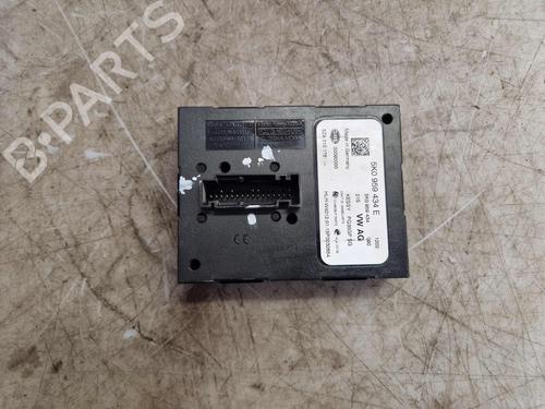 Used Control unit Control unit VW SHARAN (7N1, 7N2) 2.0 TFSI (200 hp) 33649207 33649207