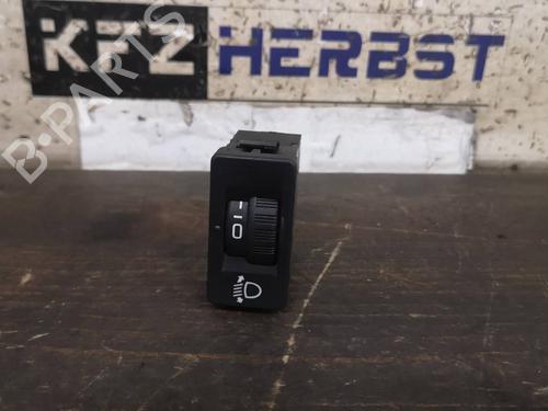 Used Headlight adjuster motor PEUGEOT 308 II (LB_, LP_, LW_, LH_, L3_) 1.2 THP 110 (110 hp) 13064273