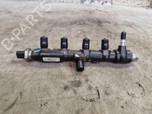 Used Injection rail OPEL GRANDLAND / GRANDLAND X (A18, P1UO) 1.5 Turbo D (75) (131 hp) 30560487