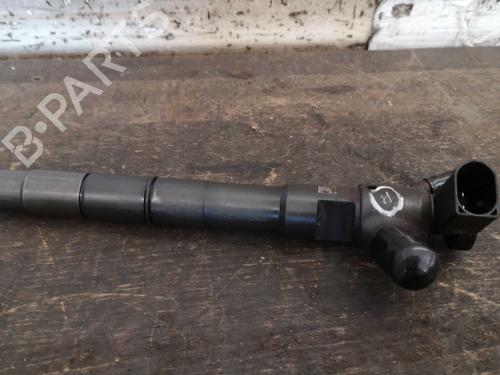 Used Injector VW GOLF VII (5G1, BQ1, BE1, BE2) 1.6 TDI (115 hp) 22291522