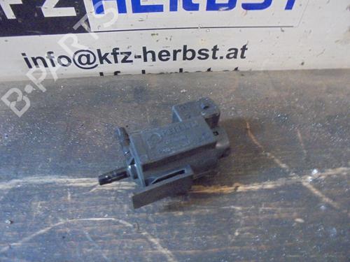Used Electronic sensor BMW 5 Touring (F11) 520 d (163 hp) 13067437