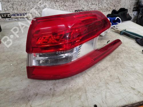 Feu arrière droit PEUGEOT 308 SW II (LC_, LJ_, LR_, LX_, L4_) 2.0 BlueHDi 150 (150 hp) 31757124