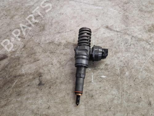 Used Injector AUDI A3 Sportback (8PA) 2.0 TDI (140 hp) 32338210