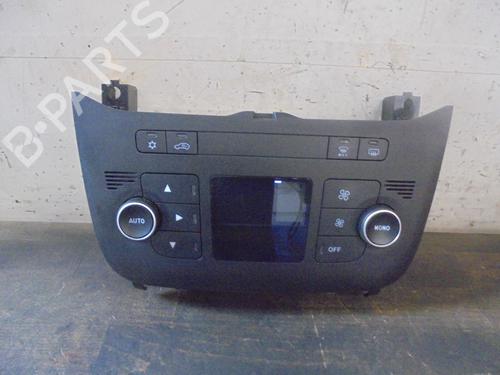 Used Climate control FIAT GRANDE PUNTO (199_) 1.4 (199AXB1A) (75 hp) 20090637