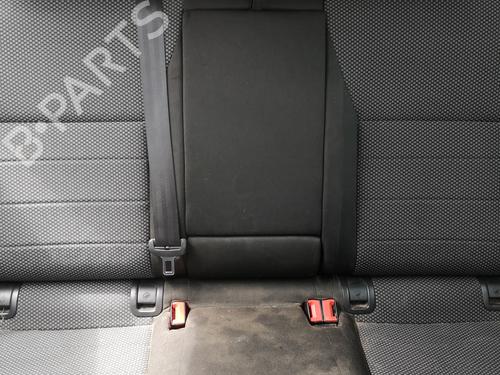 Sedile posteriore Sedile posteriore SKODA OCTAVIA III Combi (5E5, 5E6) 1.6 TDI (105 hp) 35942546 35942546
