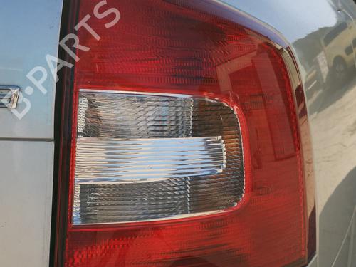 Farolim direito SKODA OCTAVIA II Combi (1Z5) 1.4 TSI (122 hp) 32989911