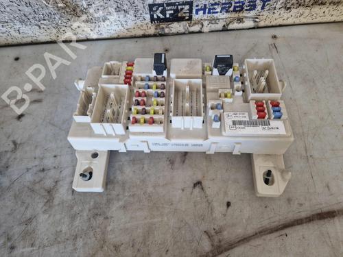 Used Fuse box Fuse box FORD FOCUS II Turnier (DA_, FFS, DS) 1.6 (100 hp) 40254833 40254833