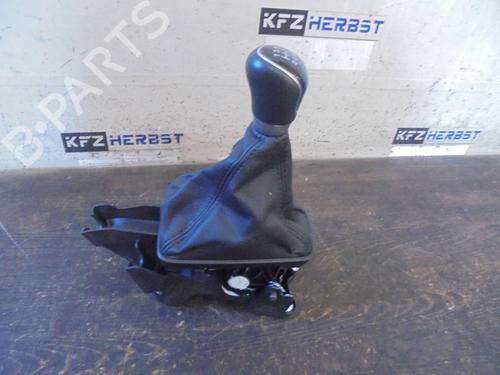 Used Gear lever FORD FOCUS III 1.0 EcoBoost (100 hp) 12869569