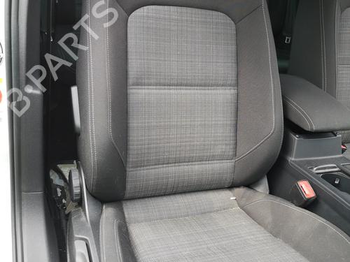 Sæde højre fortil Sæde højre fortil VW PASSAT B8 Variant (3G5, CB5) 2.0 TDI (150 hp) 34057864 34057864