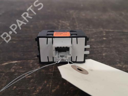 Switch DACIA SANDERO II TCe 90 (B8M1, B8MA, B8AC) | BP22281969I30 