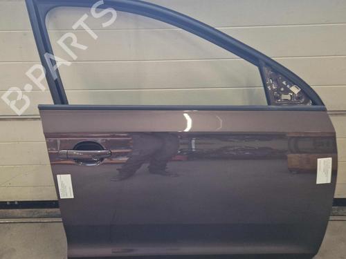 Used Right front door Right front door 33845400 33845400