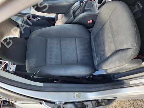 Used Right front seat Right front seat MERCEDES-BENZ B-CLASS Sports Tourer (W245) B 180 CDI (245.207) (109 hp) 39985530 39985530