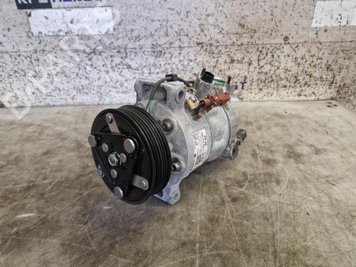 Used AC compressor AC compressor VW TOURAN (5T1) 2.0 TDI (150 hp) 33237087 33237087