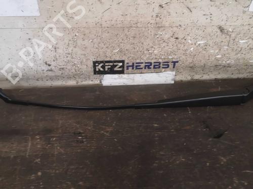 Used Front windshield wiper arm SKODA KODIAQ I (NS6, NS7, NV7) 2.0 TDI 4x4 (150 hp) 22283774