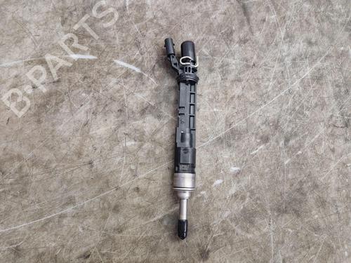 Injecteur DACIA SANDERO III 1.0 TCe 110 (110 hp) 31640456