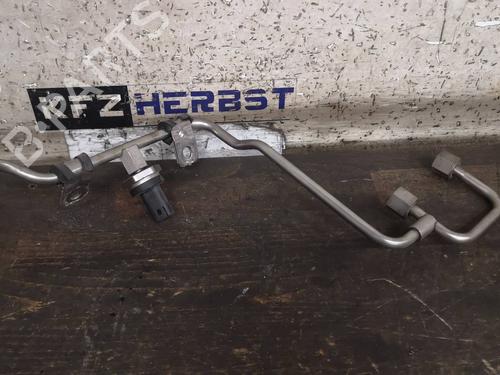 Used Injection rail BMW 4 Coupe (F32, F82) M4 (431 hp) 12878614