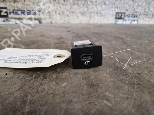 Used Switch Switch DACIA JOGGER (RK_) 1.6 HYBRID 140 (RKN8) (141 hp) 35975273 35975273