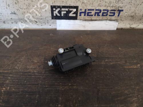 Used Fuel door actuator OPEL CORSA E Hatchback Van (X15) 1.2 (08) (69 hp) 13071120