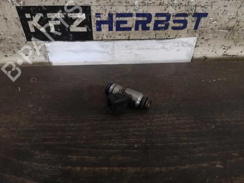Used Injector LANCIA YPSILON (843_) 1.2 (843.AXA1A) (60 hp) 22279462
