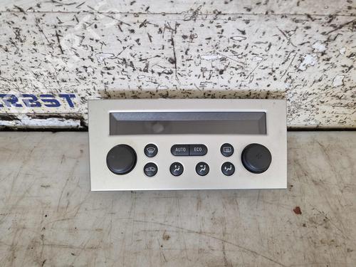 Commande Chauffage OPEL MERIVA A MPV (X03) 1.7 CDTI (E75) (100 hp) 32046905