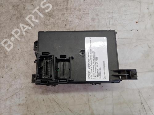 Fuse box FIAT GRANDE PUNTO (199_) 1.4 (199AXB1A) | BP29966649E1 