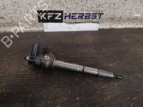 Used Injector SKODA SUPERB III Estate (3V5) 2.0 TDI (190 hp) 13438940